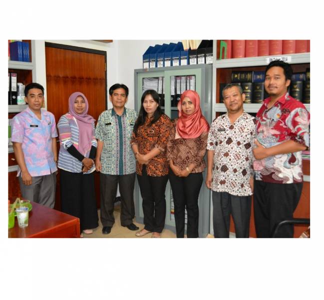 Biro Hukum Sekretariat Daerah Provinsi Kalimantan Barat Mendapat Kunjungan Kajian Antar Daerah dari Biro Hukum dan Bagian Hukum Kabupaten/Kota Provinsi Sulawesi Tenggara